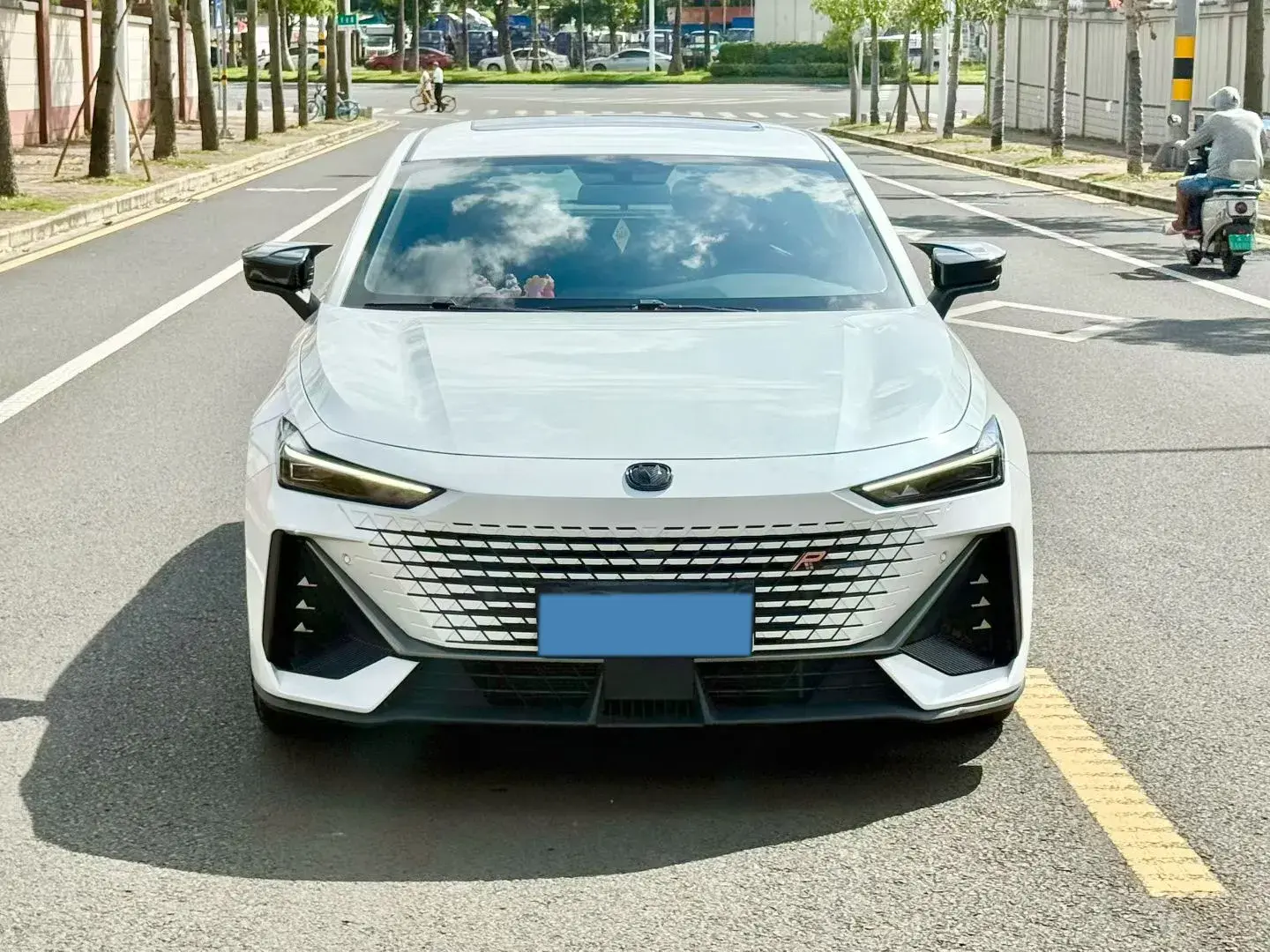 2022 CHANGAN UNI-V thumbnail 2