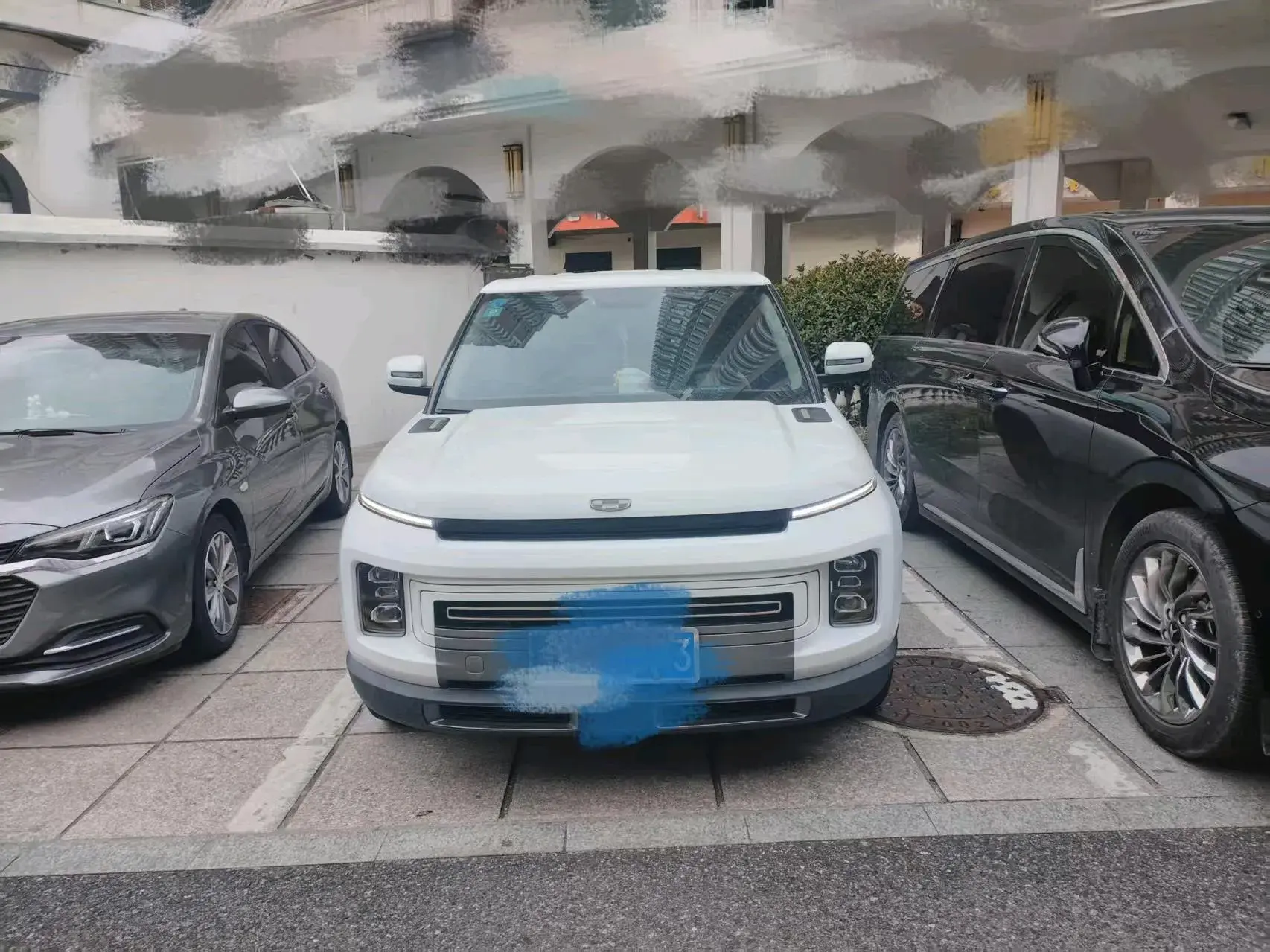 2020 GEELY ICON thumbnail 2