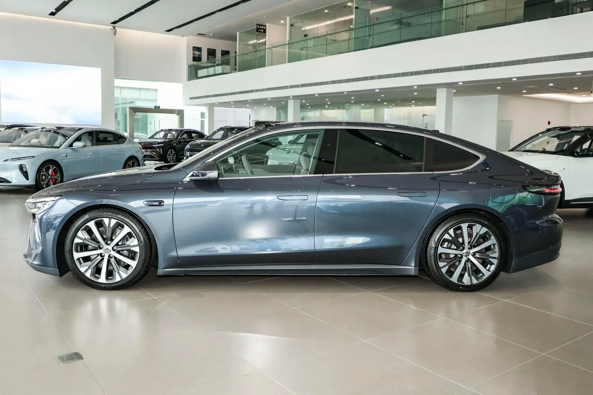 2024 NIO ET7 thumbnail 3