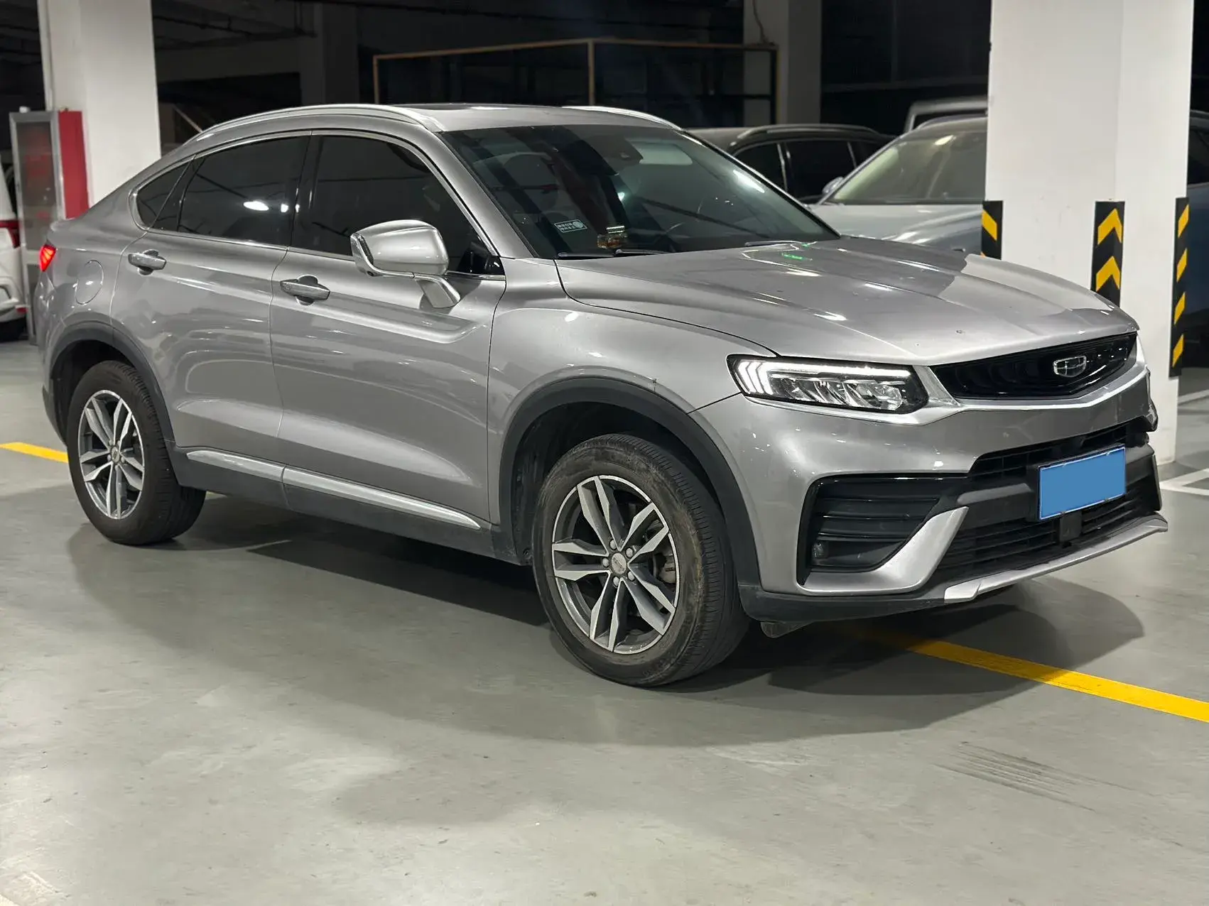 2019 GEELY TUGELLA thumbnail 3