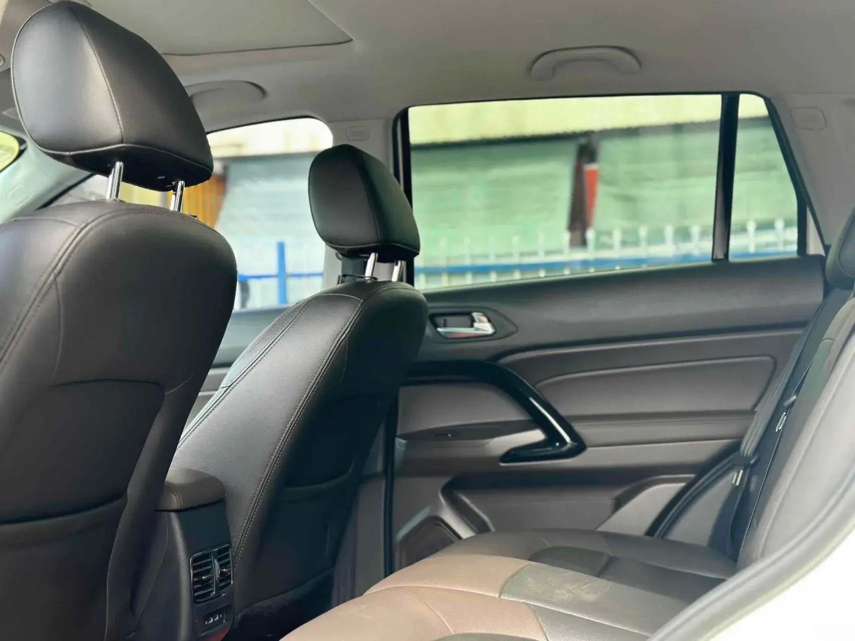 2018 GAC TRUMPCHI thumbnail 3