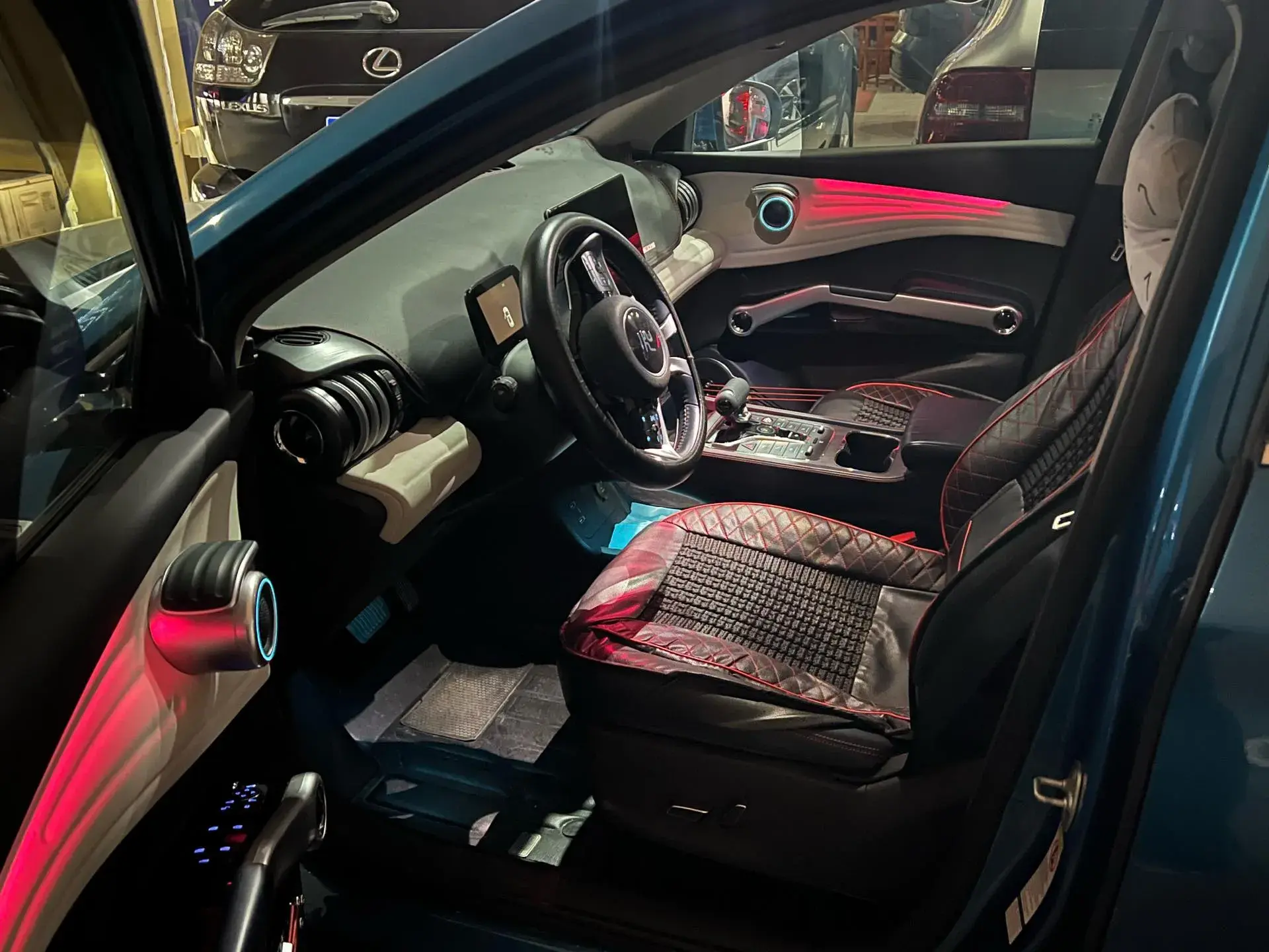 2022 BYD YUAN thumbnail 2