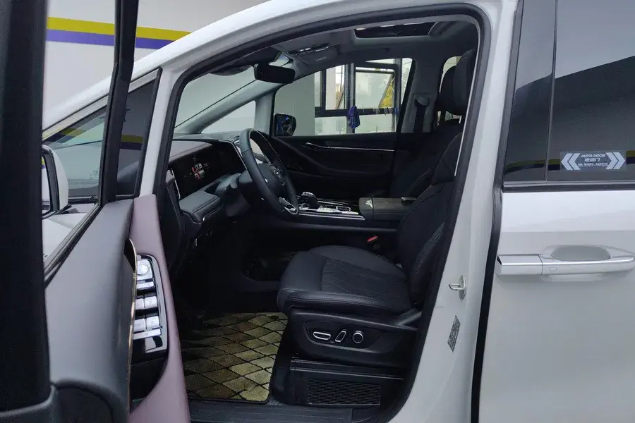 2024 GAC TRUMPCHI thumbnail 4