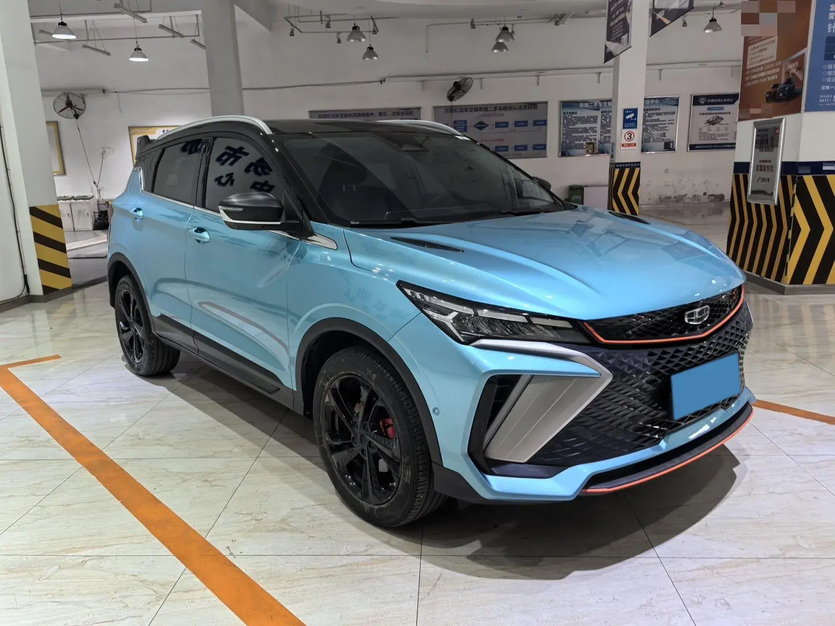 2022 GEELY COOLRAY thumbnail 3