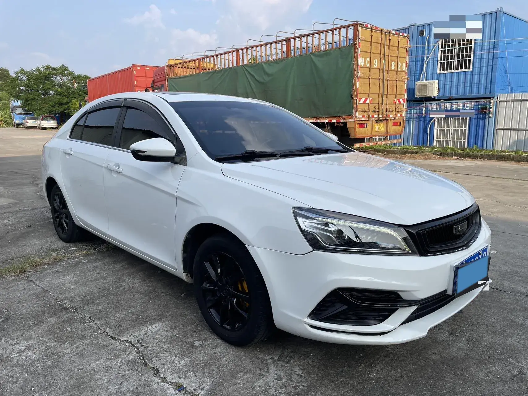 2019 GEELY EMGRAND thumbnail 2