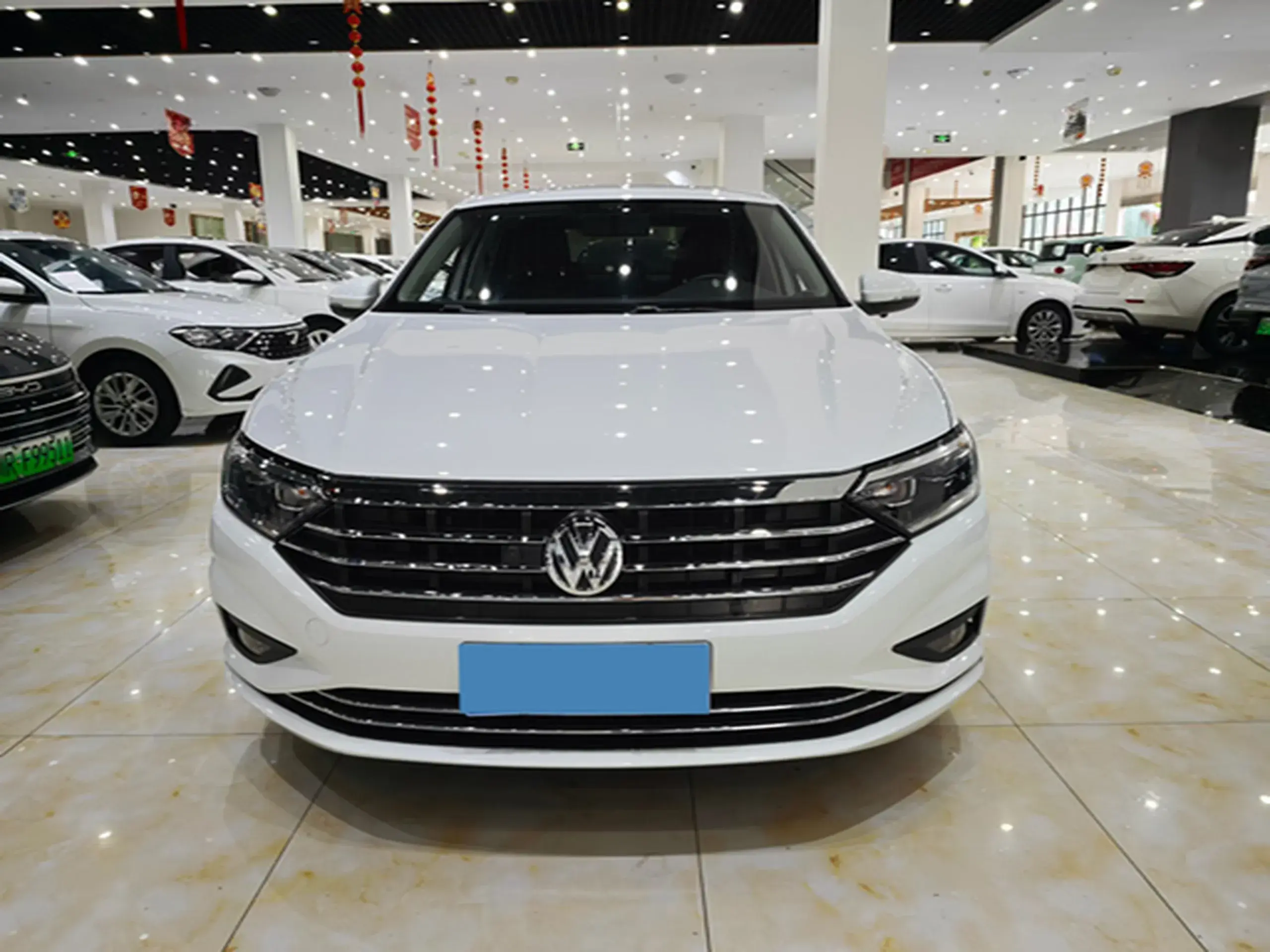 2019 VOLKSWAGEN SAGITAR thumbnail 2