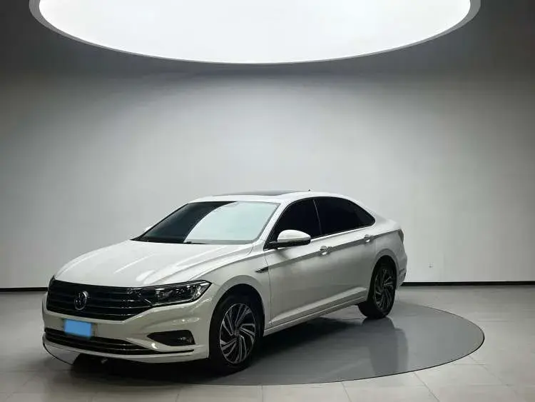 2021 VOLKSWAGEN SAGITAR view 1