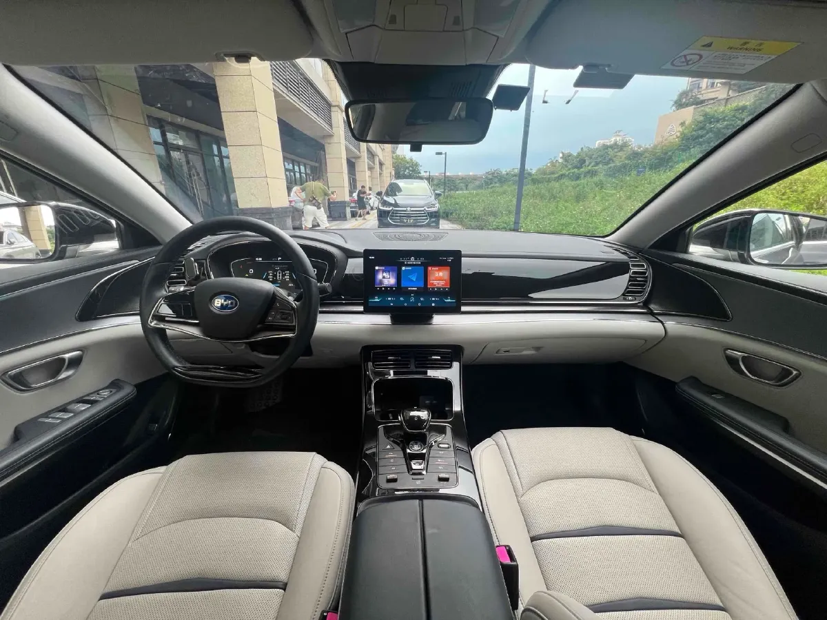 2021 BYD e9 BEV 64.8KWH,autocango,china used car exporter,china ev exporter,chinese used car exporter,chinese used ev exporter