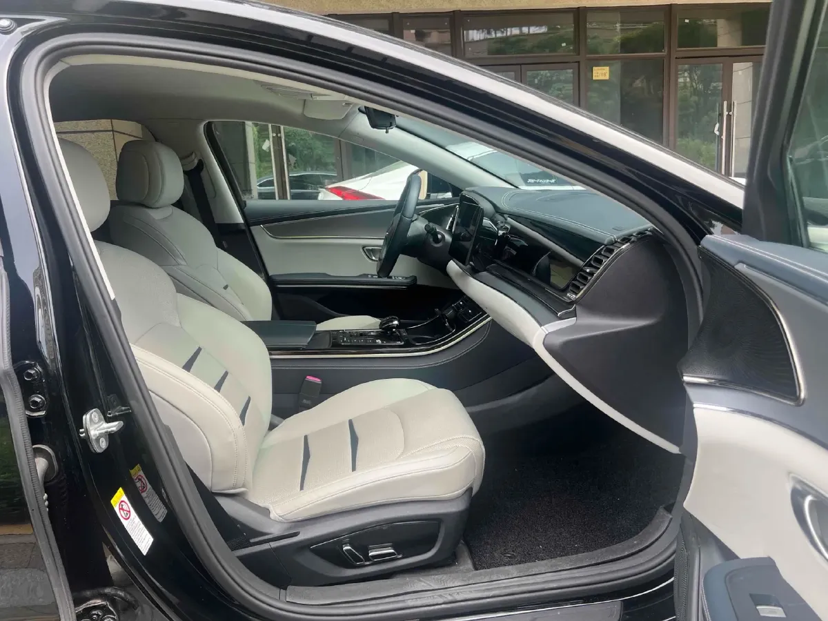 2021 BYD e9 BEV 64.8KWH,autocango,china used car exporter,china ev exporter,chinese used car exporter,chinese used ev exporter