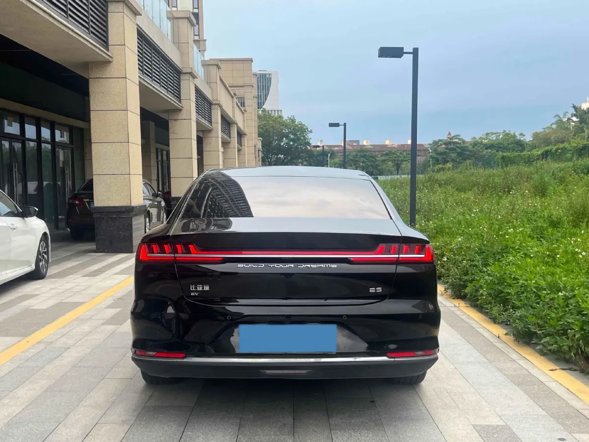 2021 BYD e9 BEV 64.8KWH,autocango,china used car exporter,china ev exporter,chinese used car exporter,chinese used ev exporter