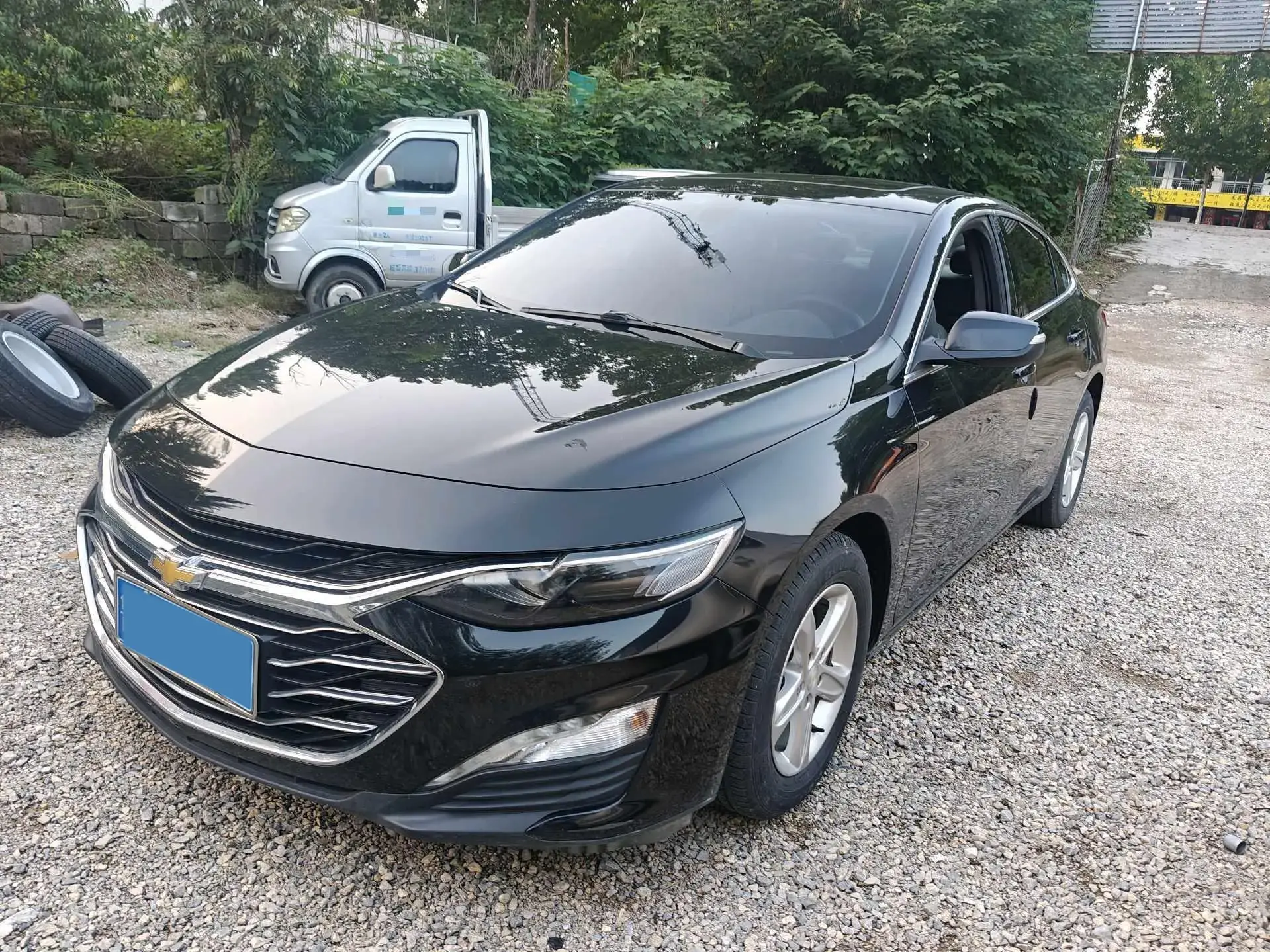 2021 CHEVROLET MALIBU view 1