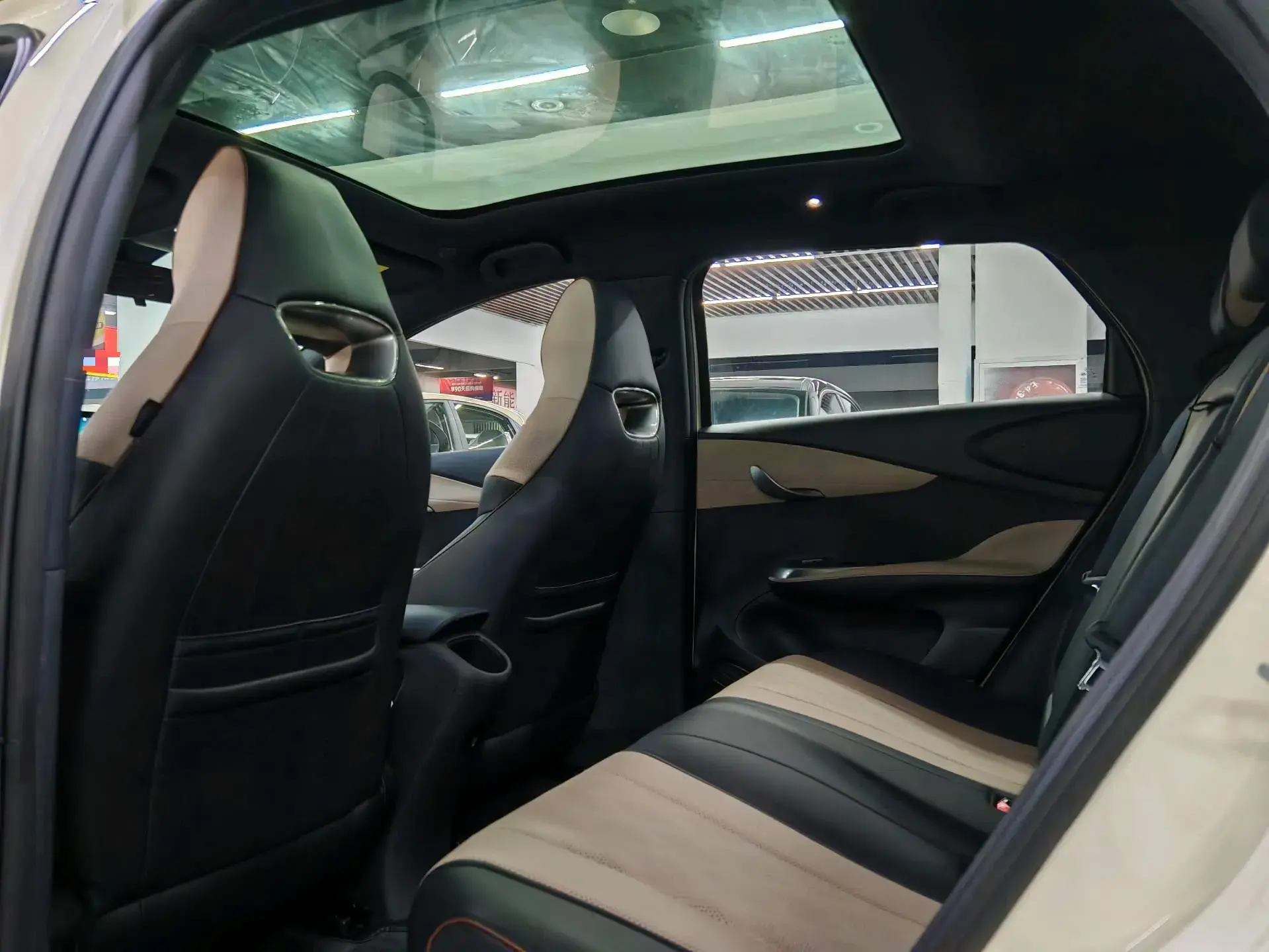 2023 BYD DOLPHIN thumbnail 4