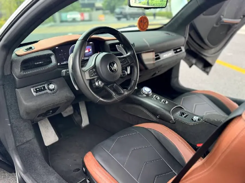 2020 Maserati MC20 3.0T 630HP V6 8DCT,autocango,china used car exporter,china ev exporter,chinese used car exporter,chinese used ev exporter