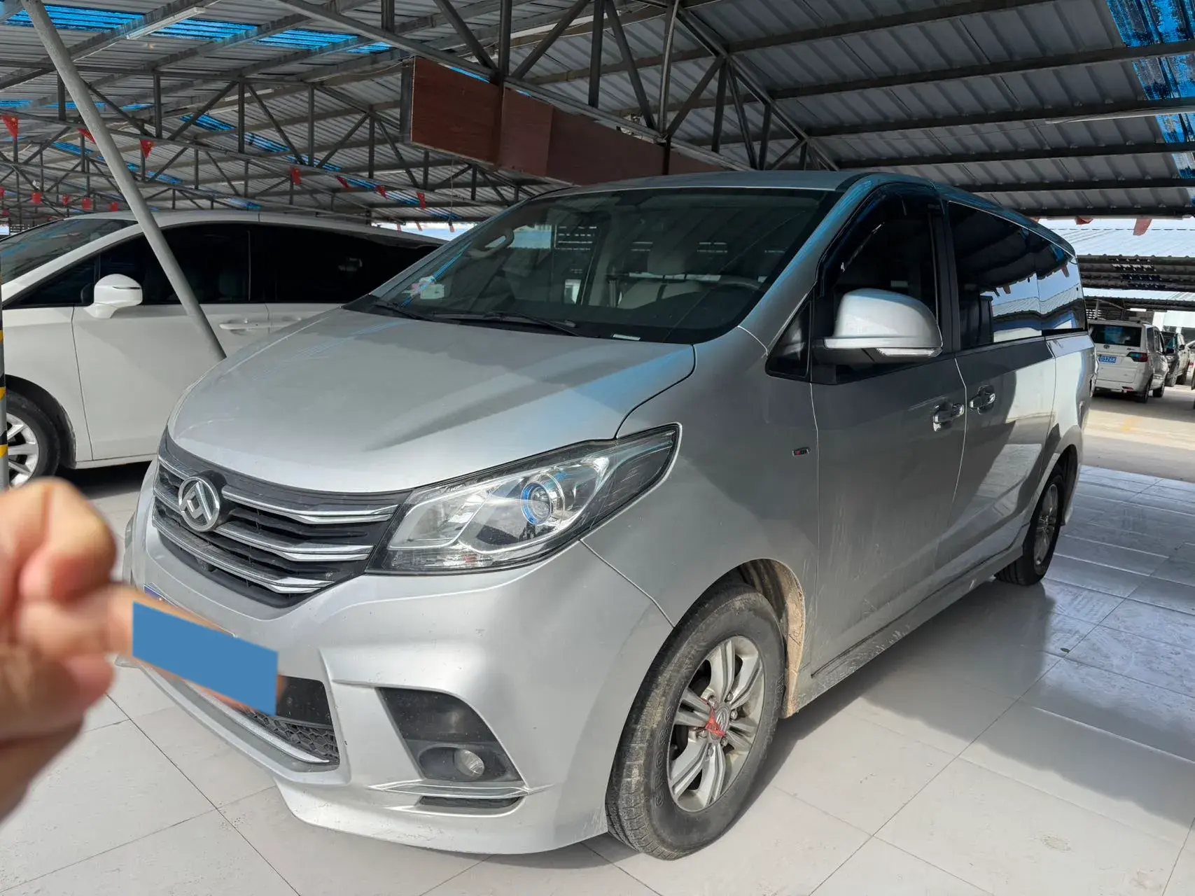 2021 MAXUS G10 view 1