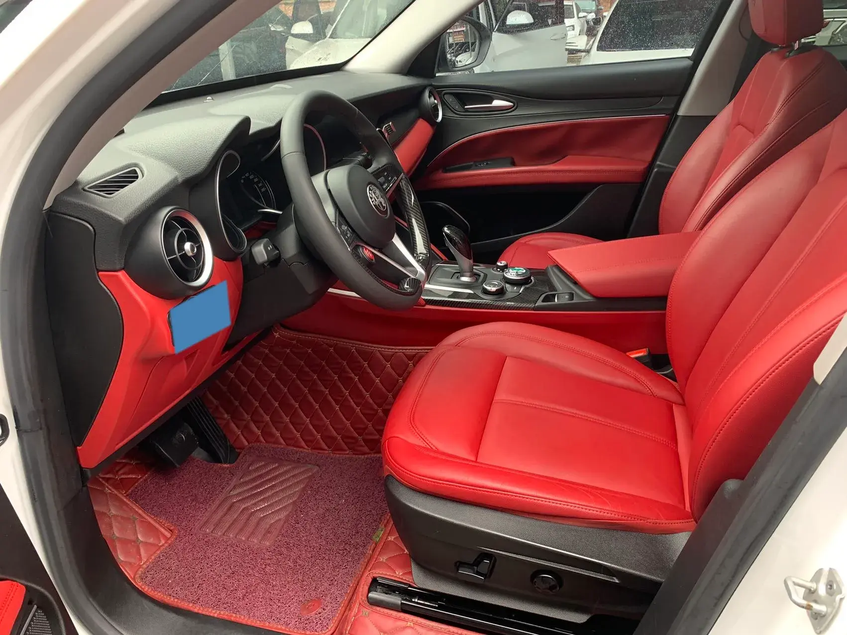 2017 ALFA ROMEO thumbnail 4