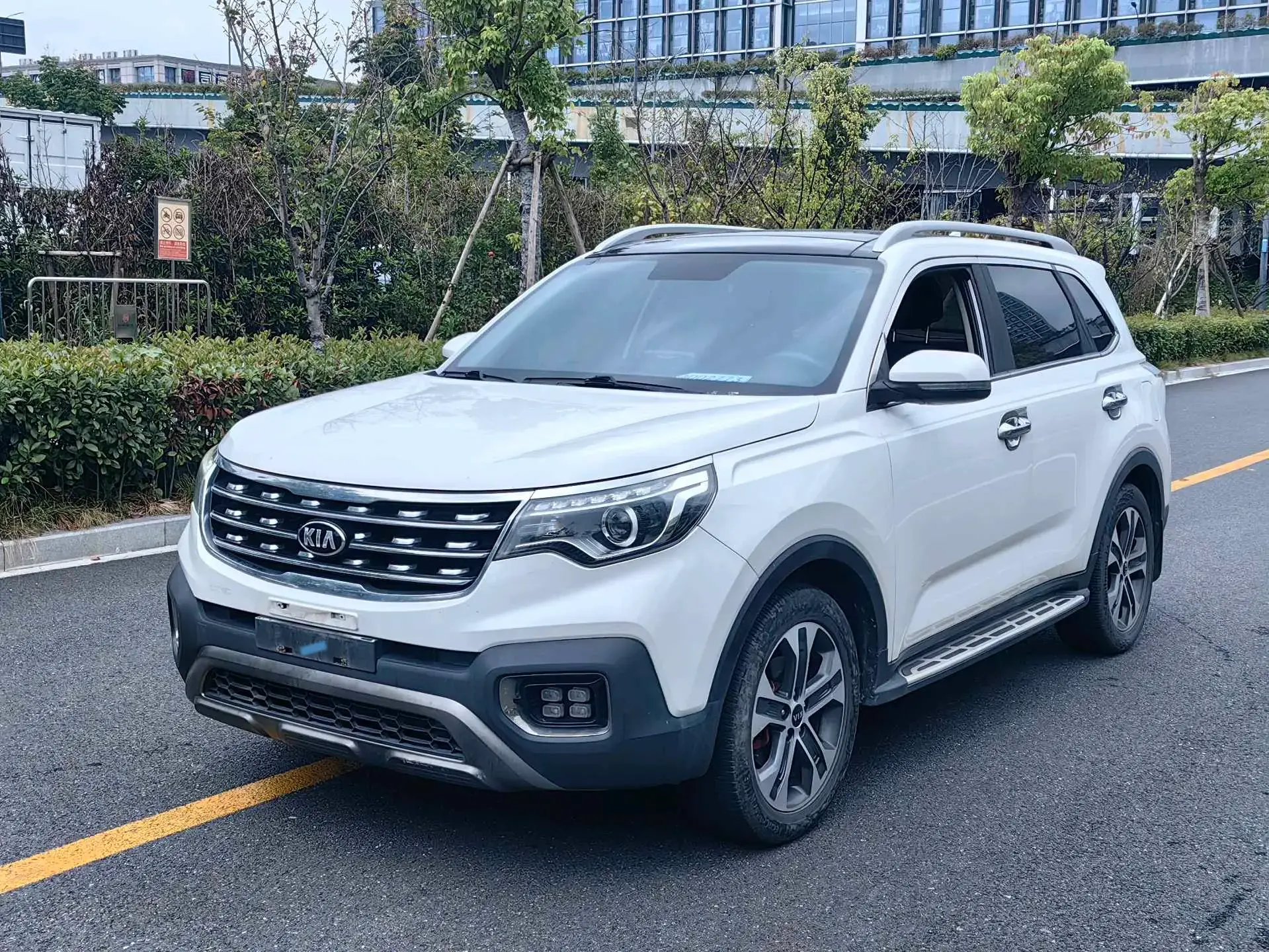 2018 KIA SPORTAGE view 1