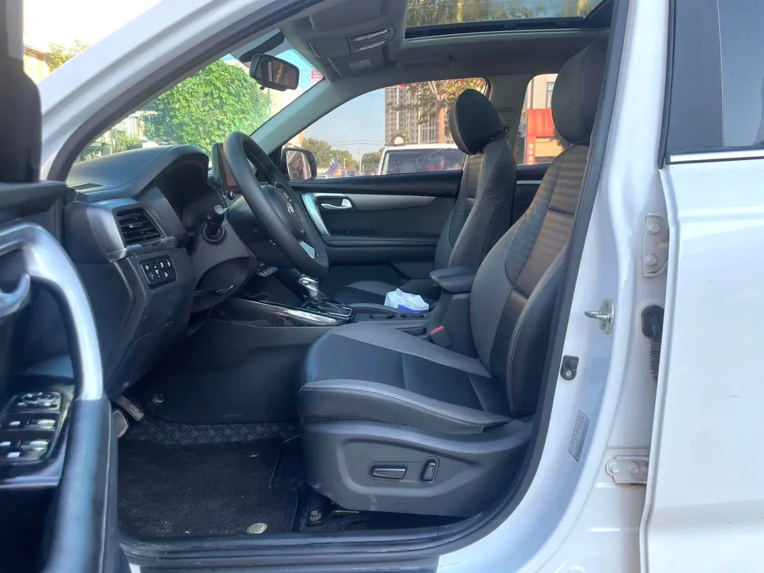 2019 KIA SPORTAGE thumbnail 4