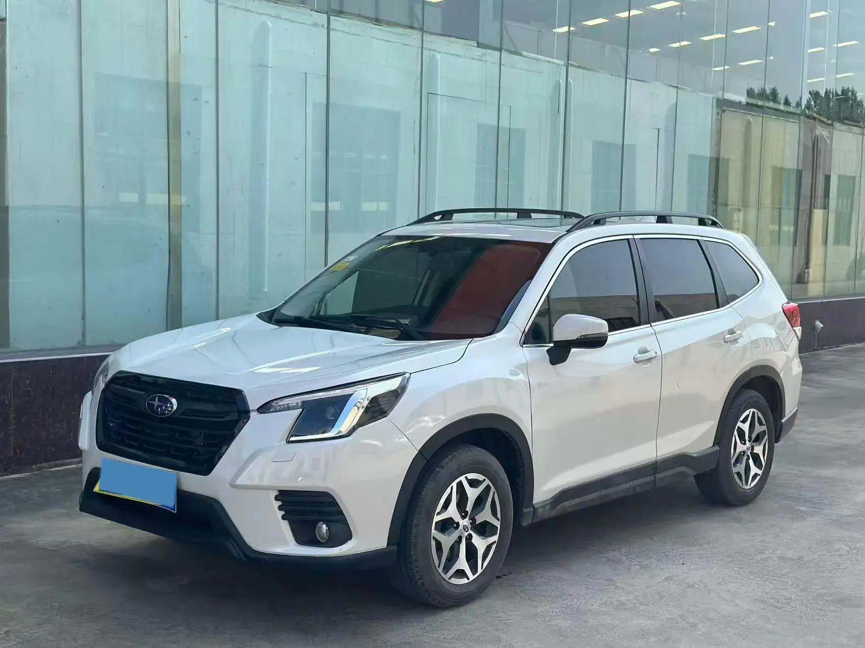 2021 SUBARU FORESTER view 1