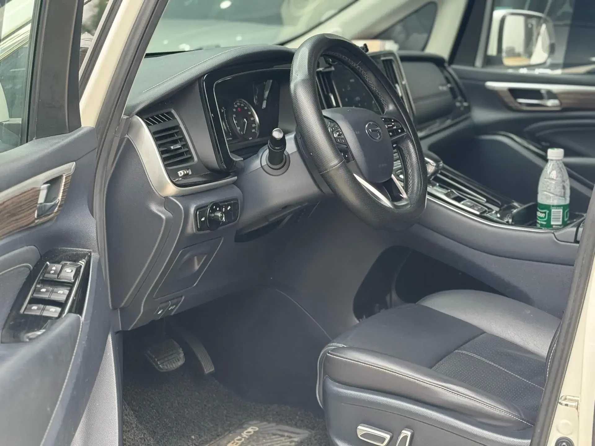 2021 GAC TRUMPCHI thumbnail 3