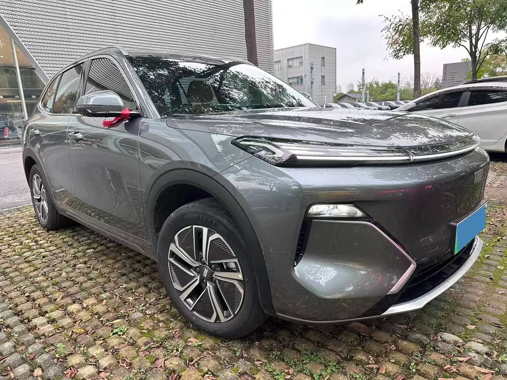 2025 GEELY GALAXY thumbnail 3