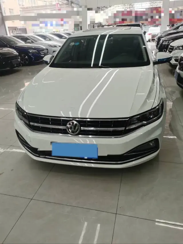 2019 VOLKSWAGEN BORA thumbnail 2