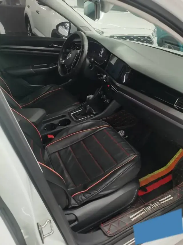 2019 VOLKSWAGEN BORA thumbnail 4