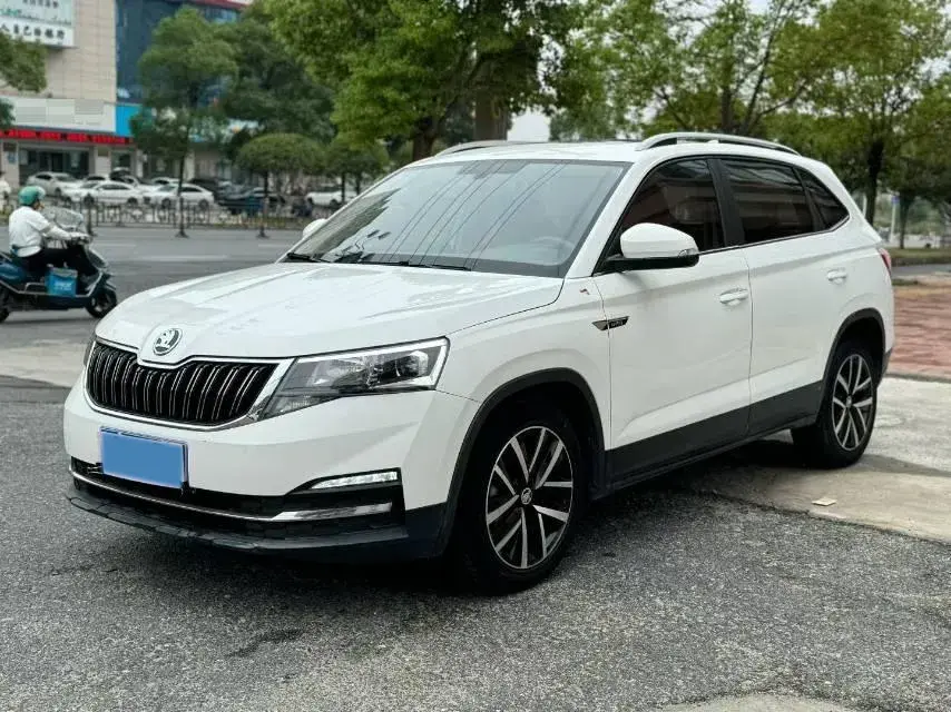 2018 SKODA KAMIQ view 1