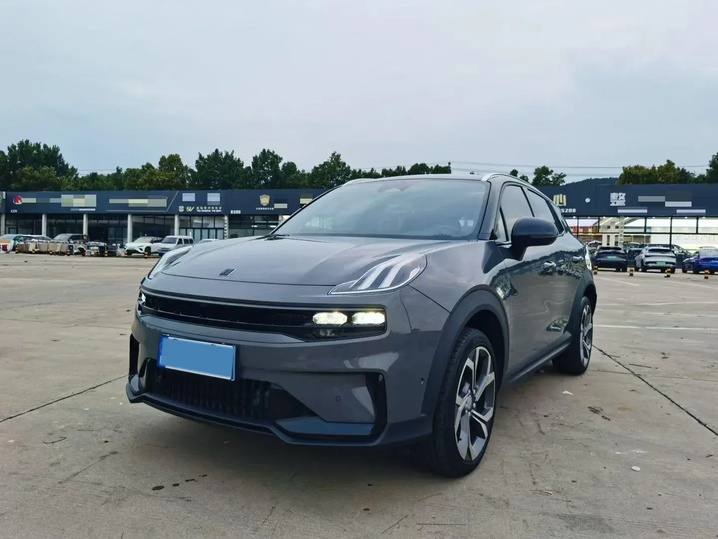 2023 LYNK&CO 06 view 1