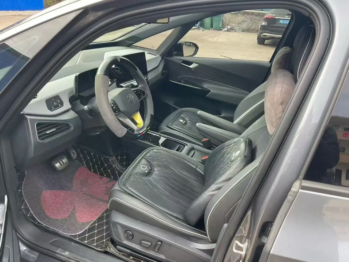 2023 VOLKSWAGEN ID.3 thumbnail 4