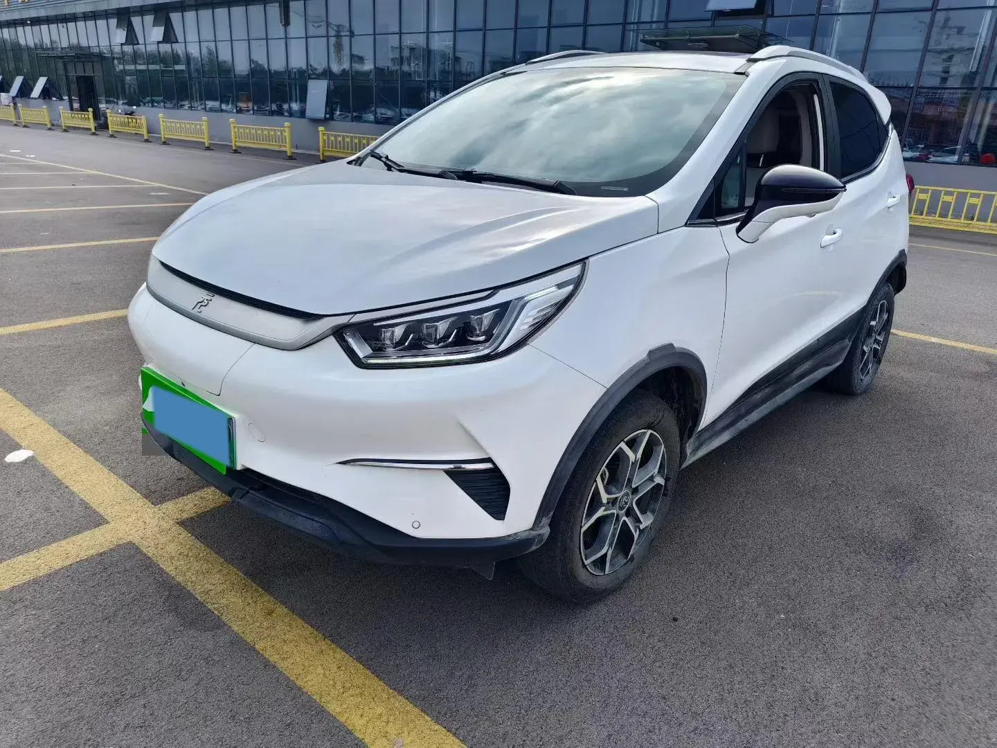 2021 BYD YUAN view 1