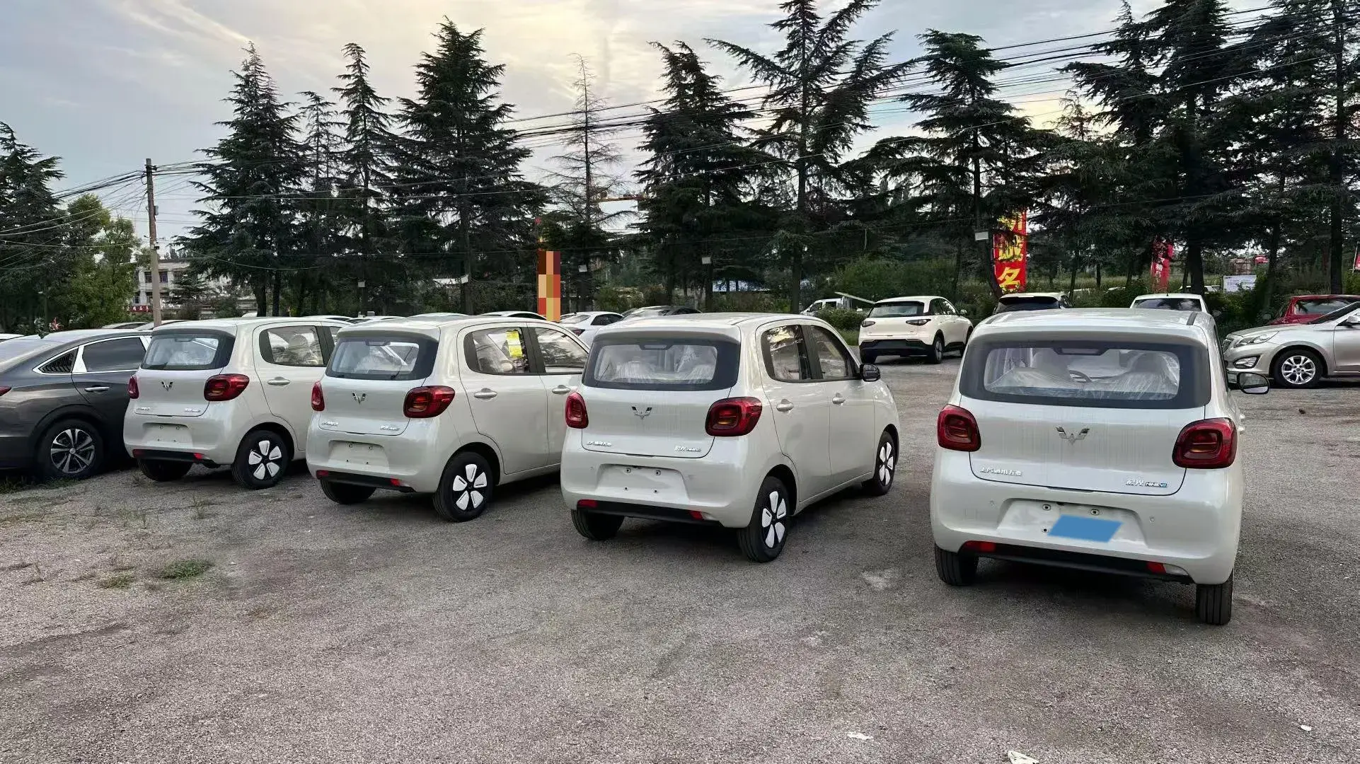 2025 WULING HONGGUANG thumbnail 4