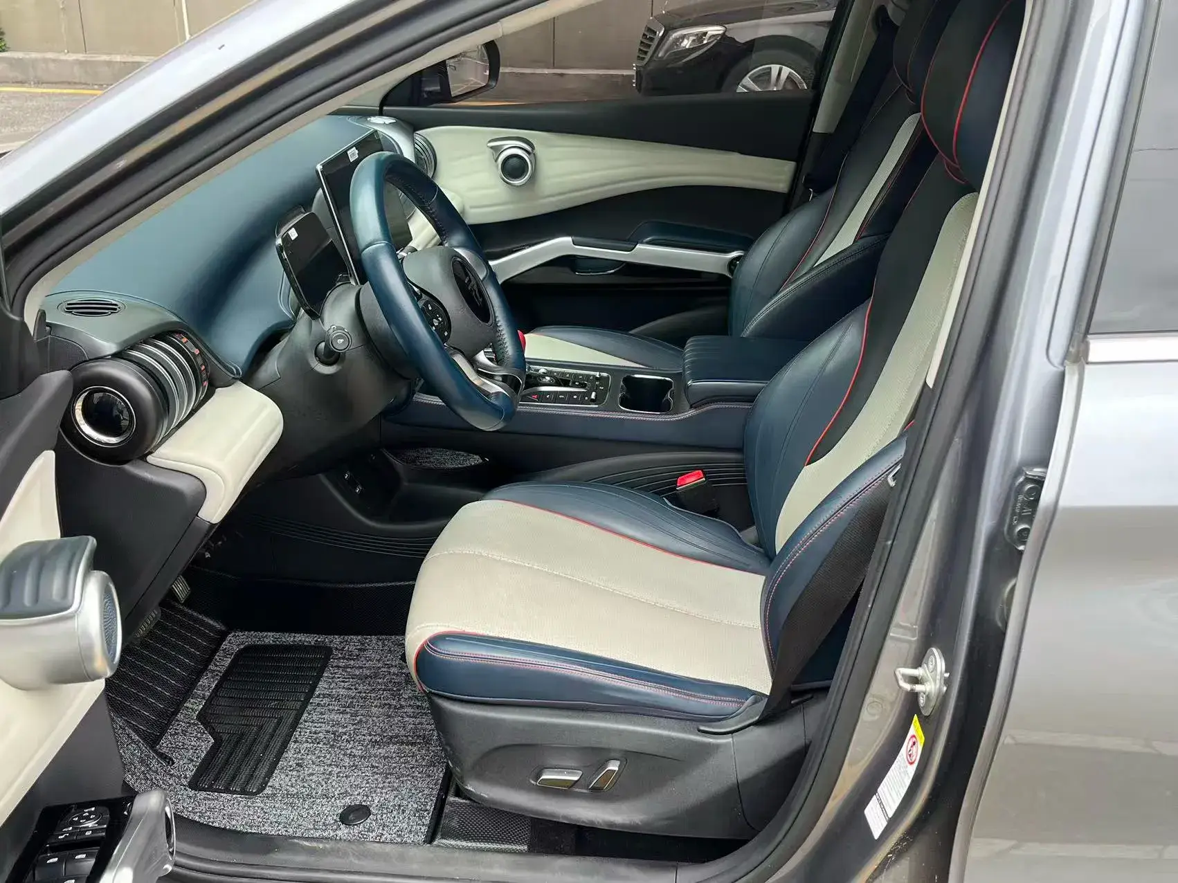 2022 BYD YUAN thumbnail 4