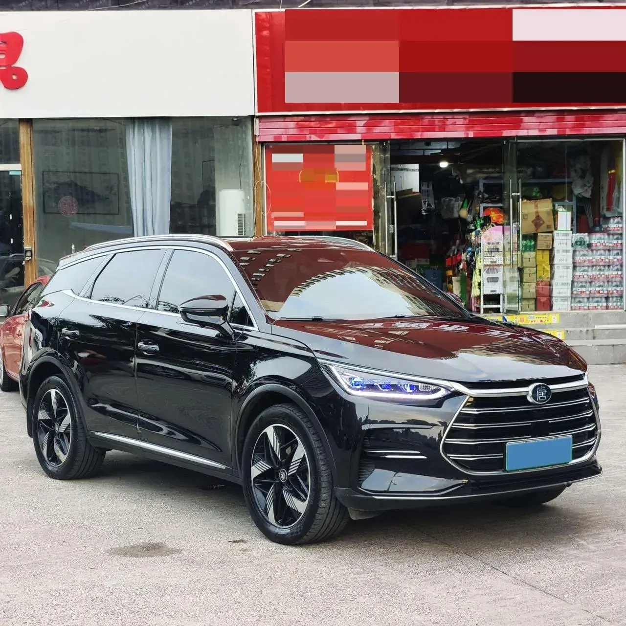 2023 BYD TANG thumbnail 3