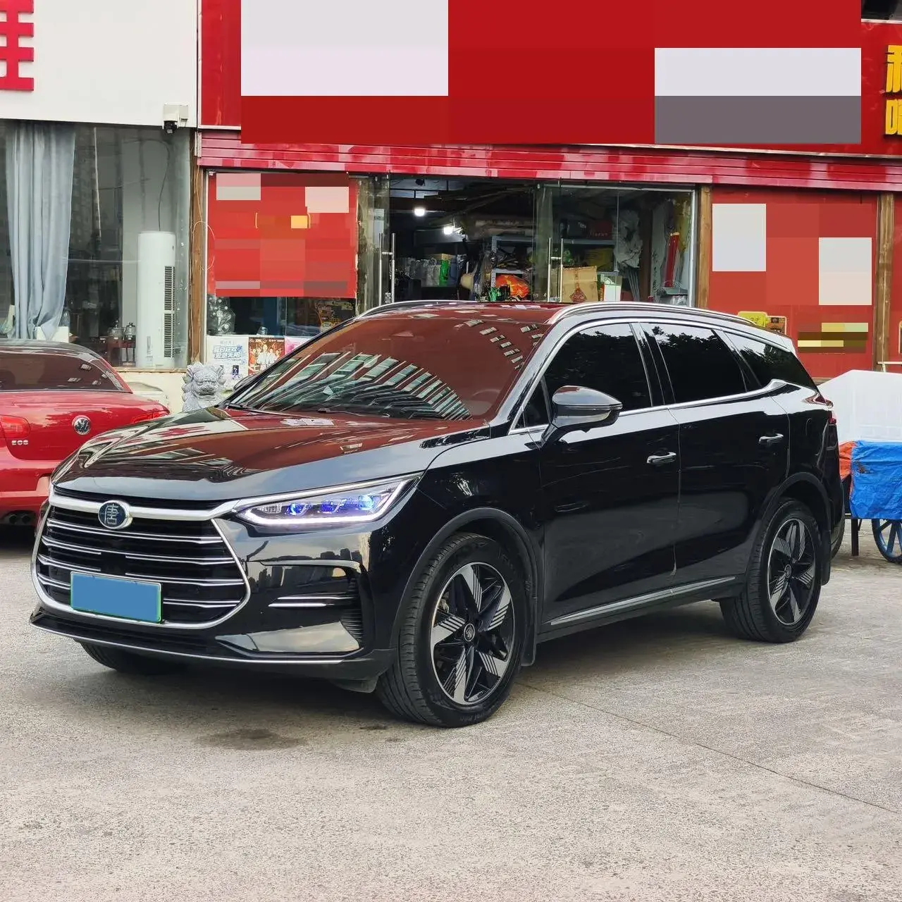 2023 BYD TANG view 1