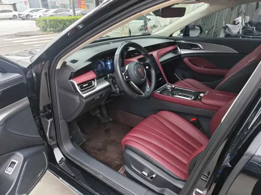 2024 HONGQI H5 thumbnail 4