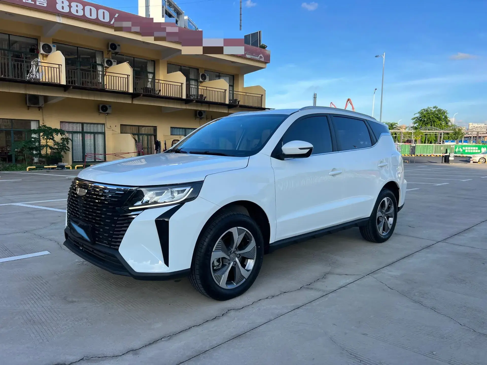 2024 GEELY OKAVANGOPRO view 1