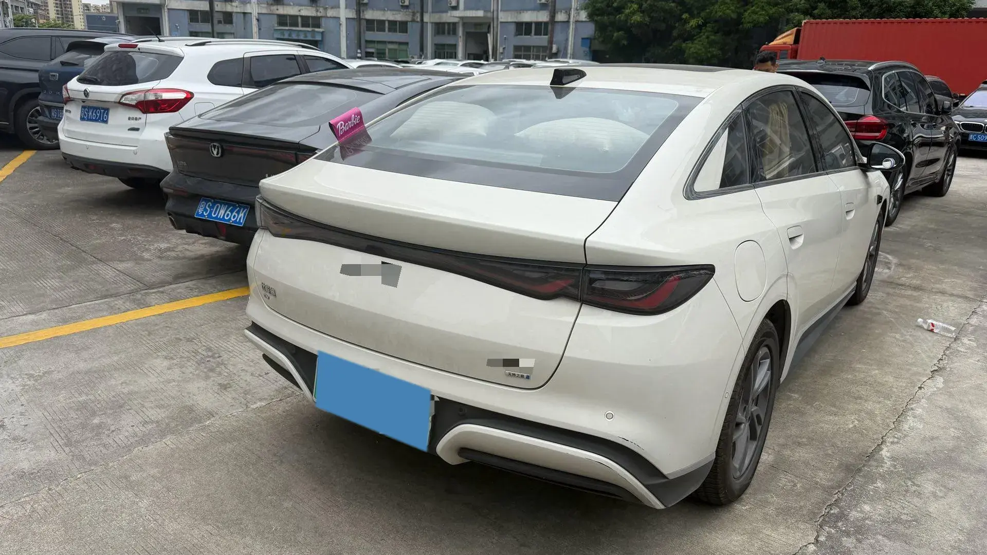 2025 BYD SEAL thumbnail 2