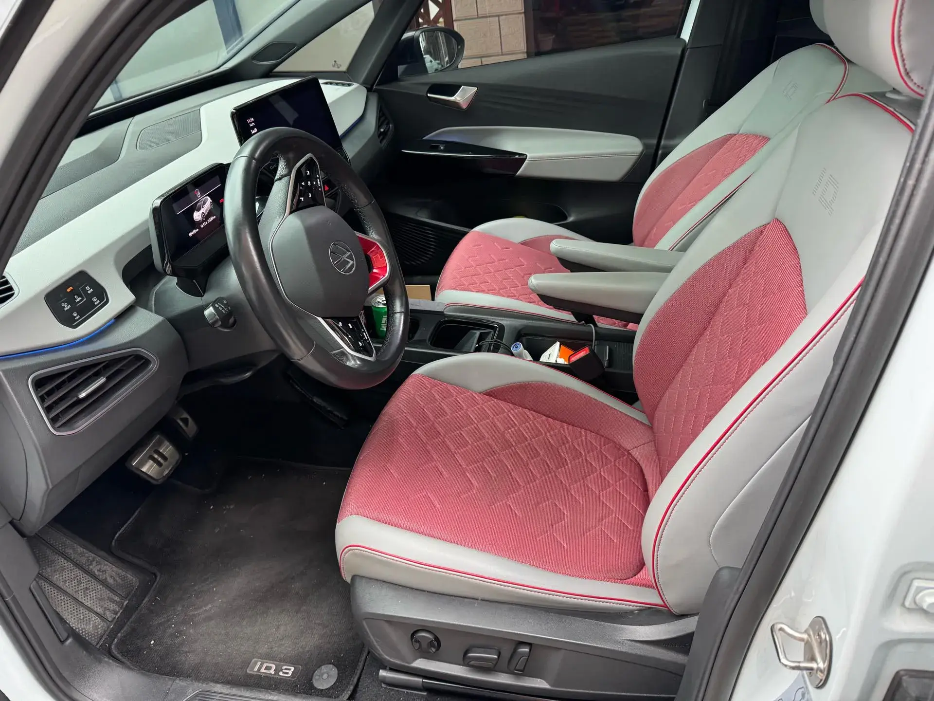 2021 VOLKSWAGEN ID.3 thumbnail 3