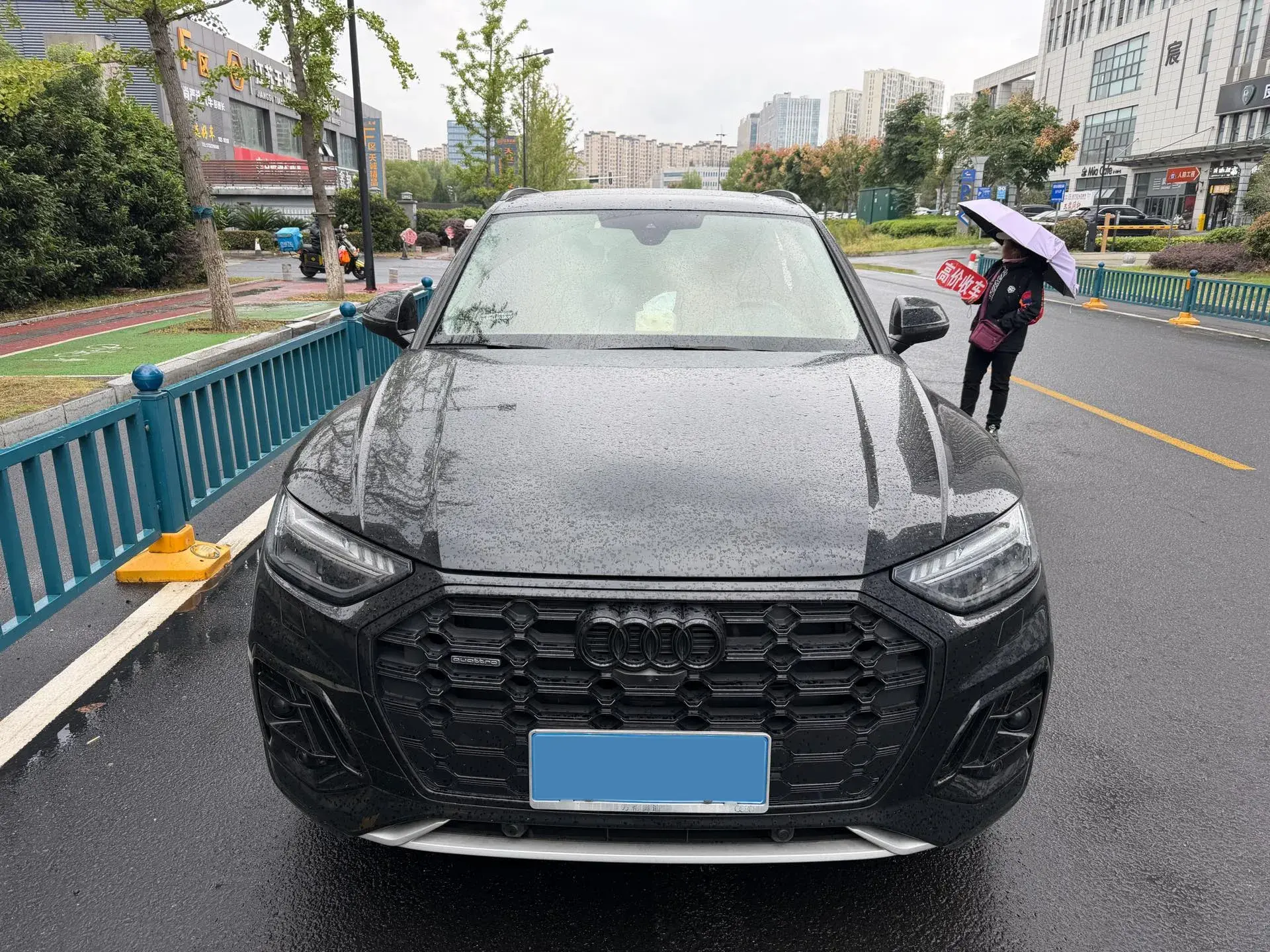 2022 AUDI Q5L thumbnail 2