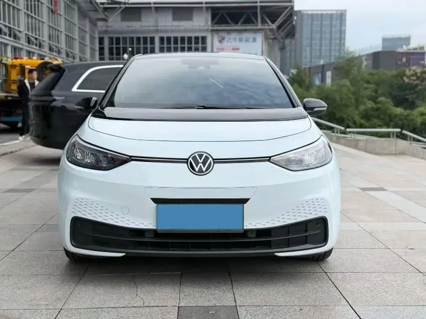 2023 VOLKSWAGEN ID.3 thumbnail 2