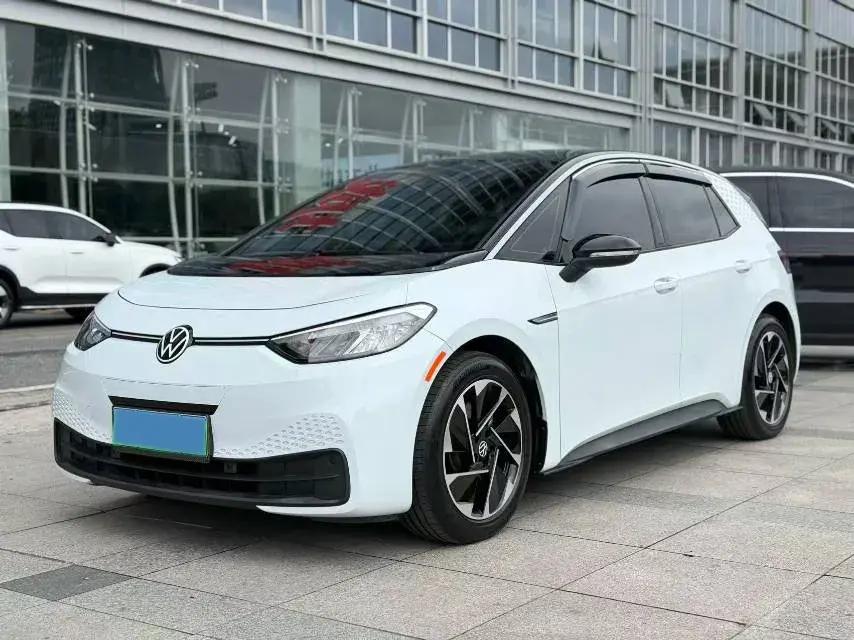 2023 VOLKSWAGEN ID.3 view 1