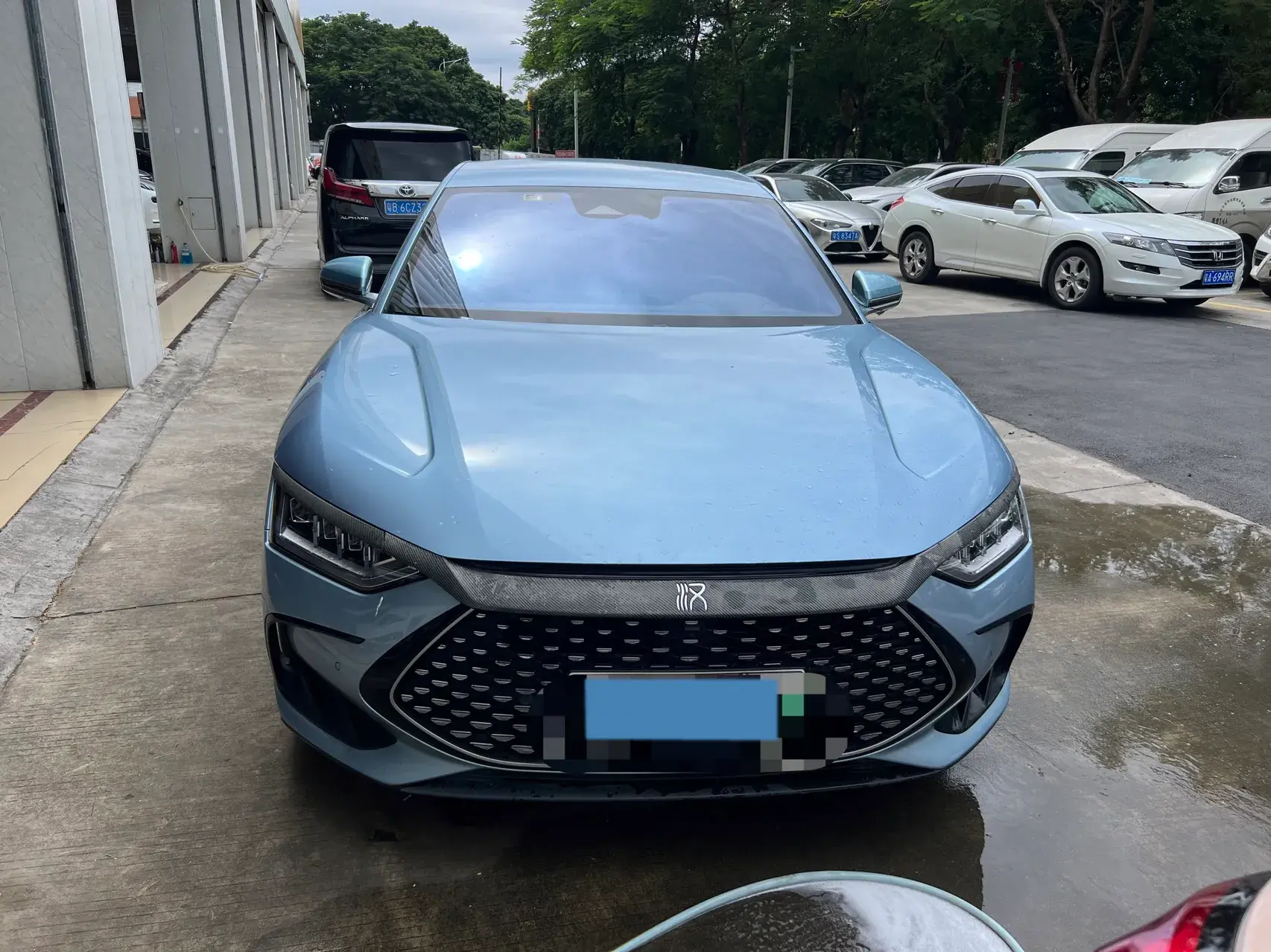 2023 BYD HAN thumbnail 2