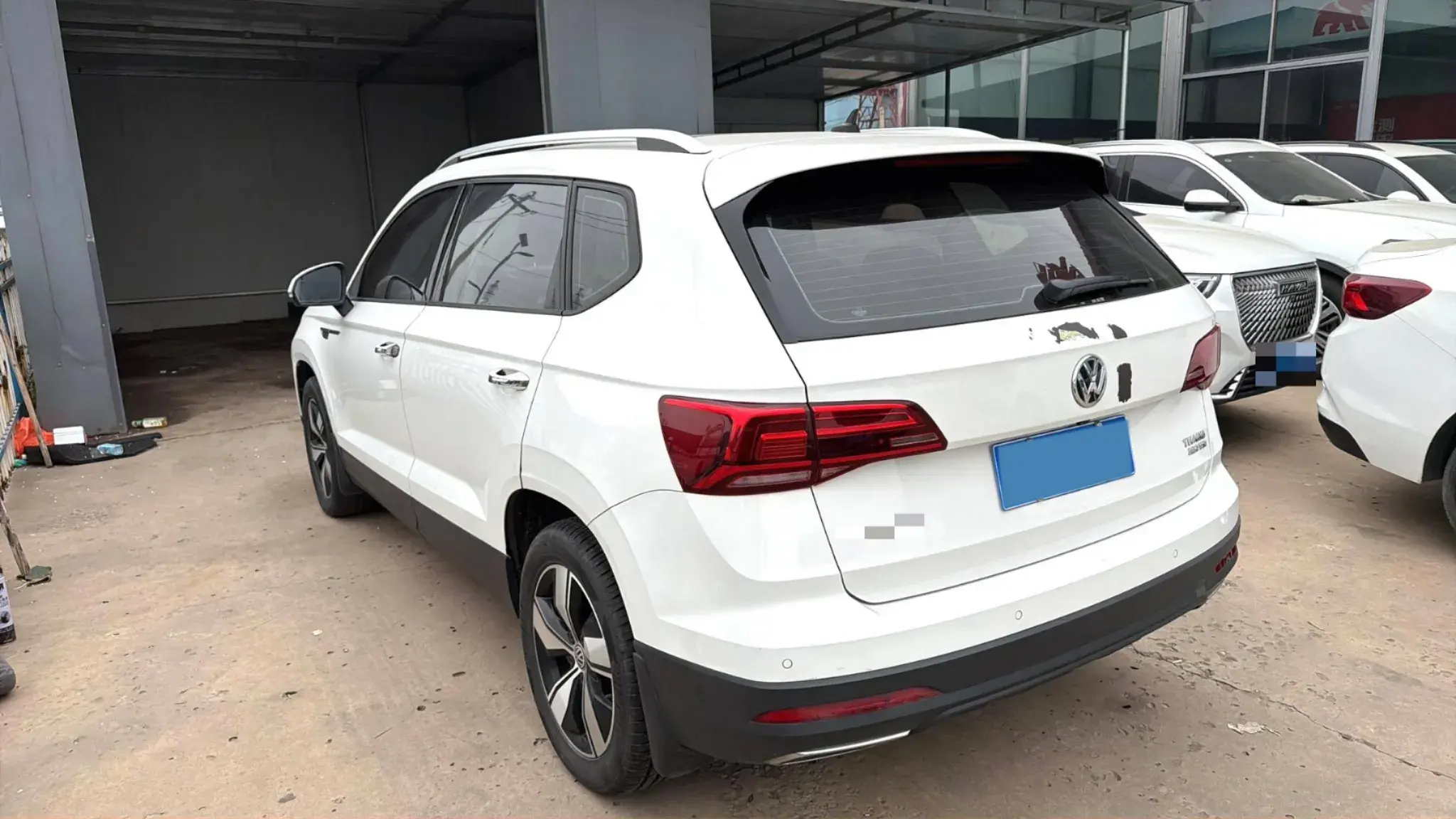 2019 VOLKSWAGEN THARU thumbnail 4