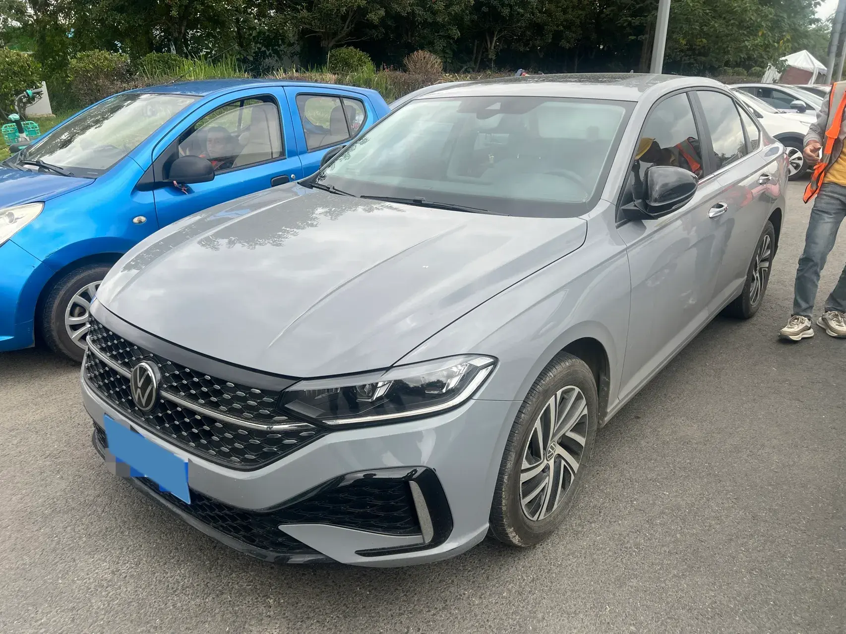 2023 VOLKSWAGEN LAVIDA view 1