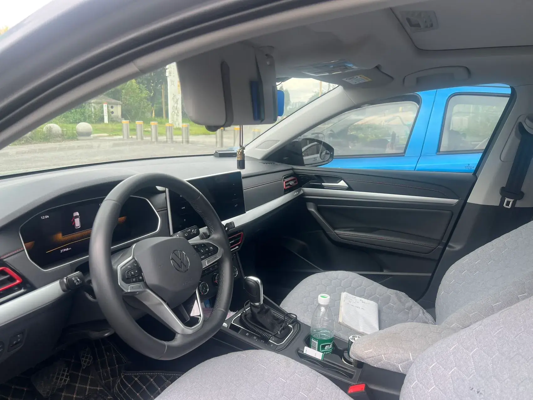 2023 VOLKSWAGEN LAVIDA thumbnail 4