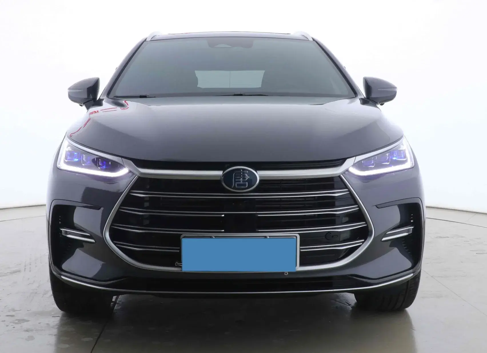 2023 BYD TANG thumbnail 2