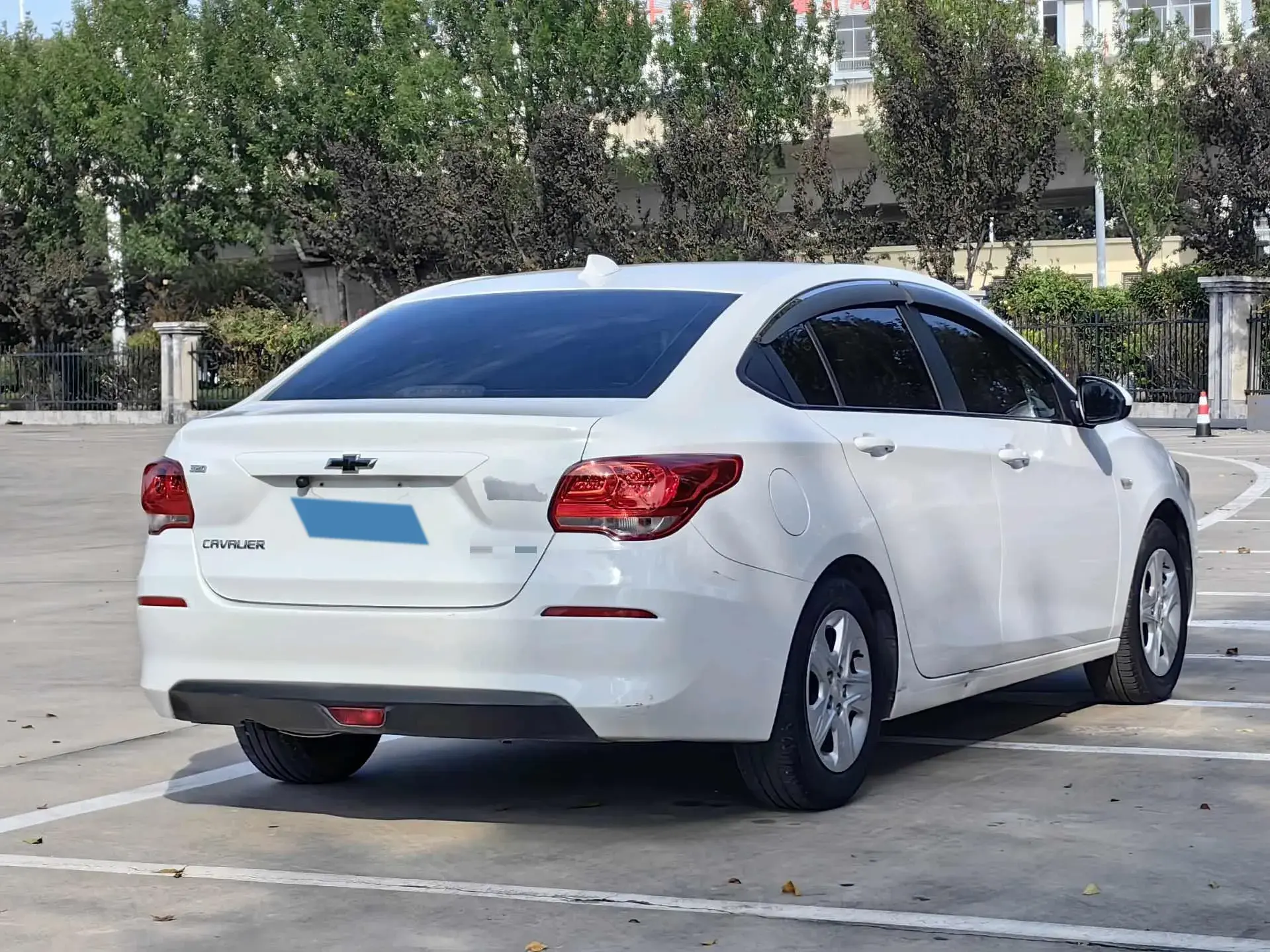2019 CHEVROLET CAVALIER thumbnail 4