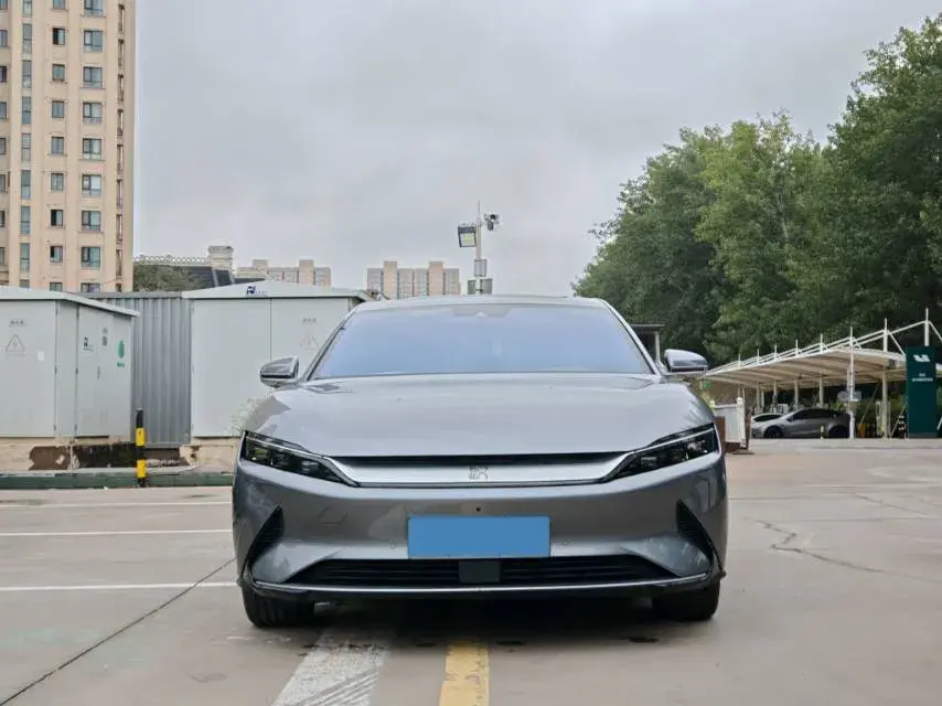 2020 BYD HAN thumbnail 2