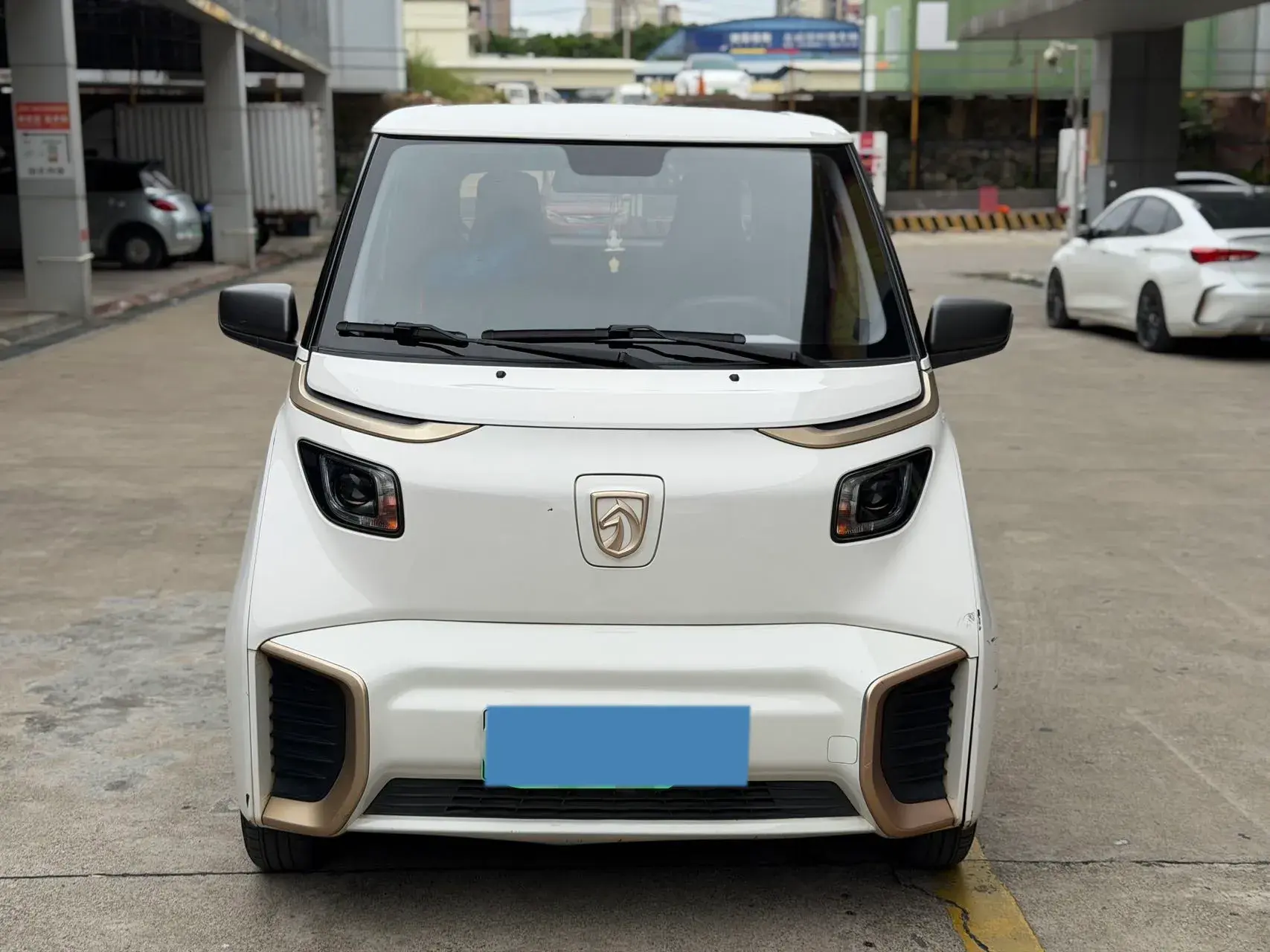 2019 BAOJUN E200 thumbnail 2