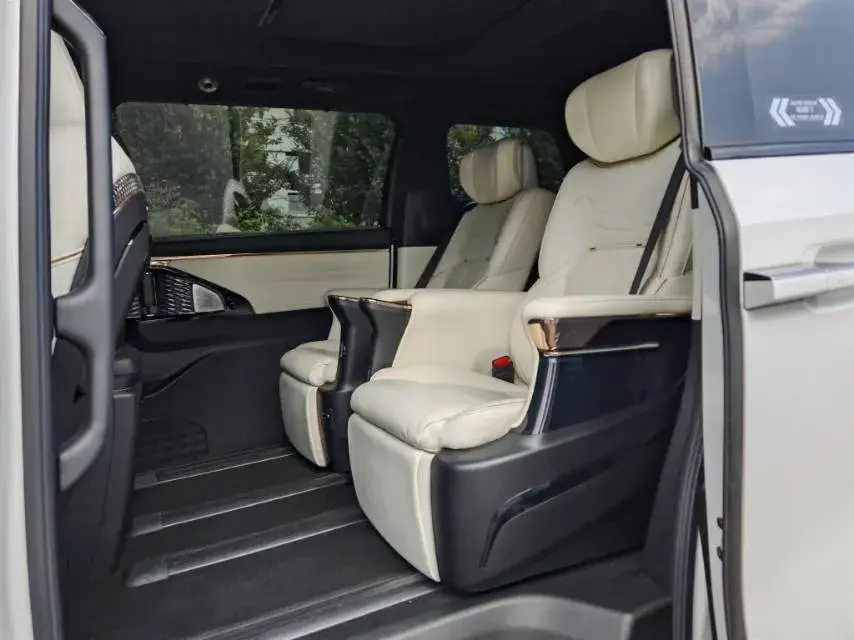 2023 GAC TRUMPCHI thumbnail 4